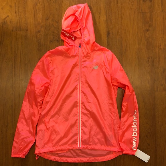 new balance packable wind and water resistant
